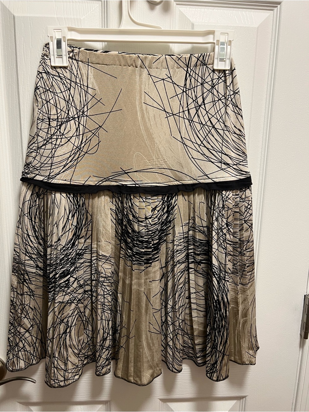 Women's Beige Printed A-Line Skirt with Black Scribble Detail